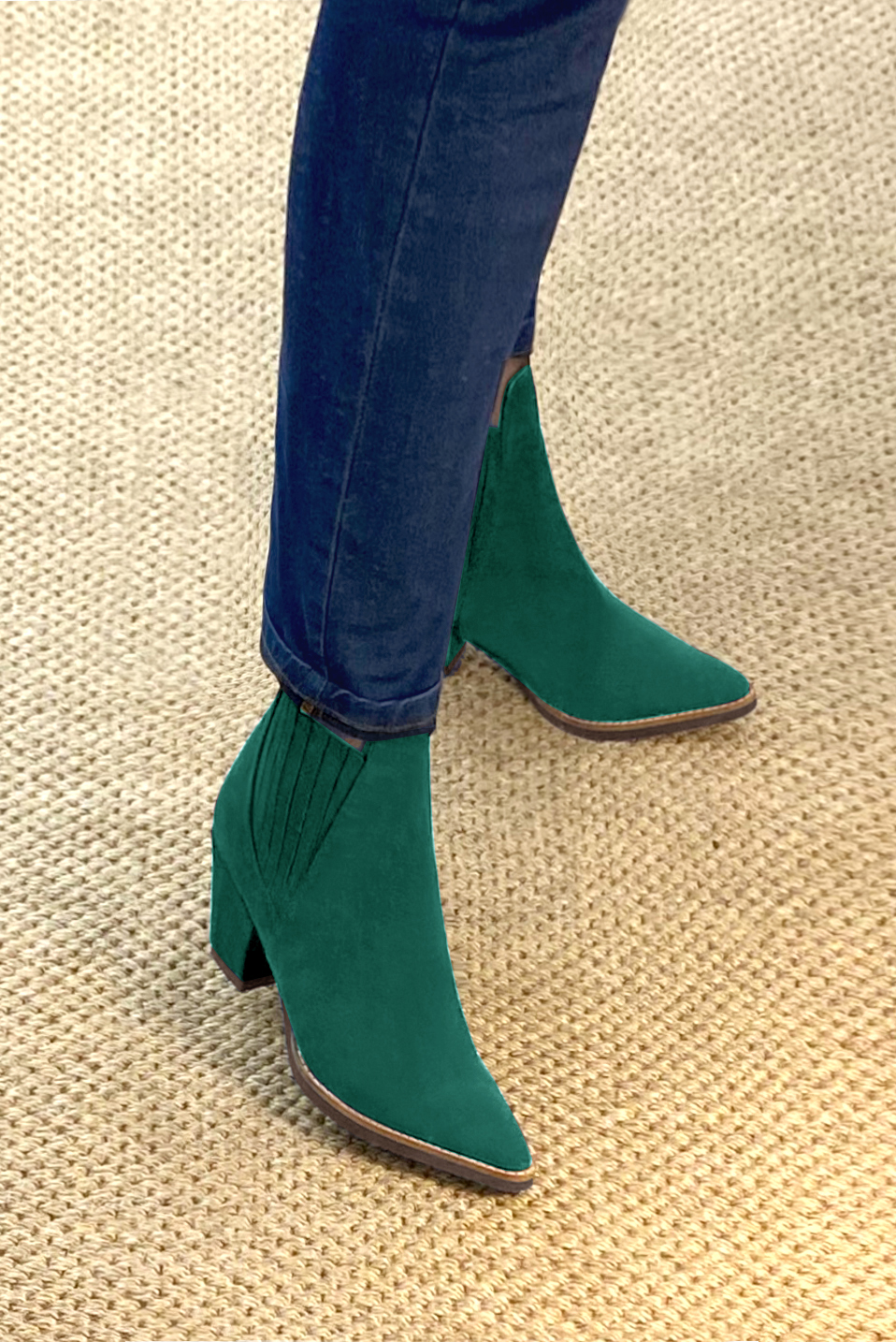 Emerald green women's ankle boots, with elastics. Tapered toe. Low cone heels. Worn view - Florence KOOIJMAN